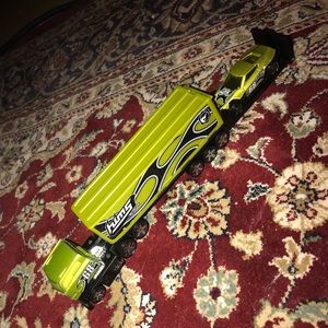 Hot wheels Rare Truck with car.